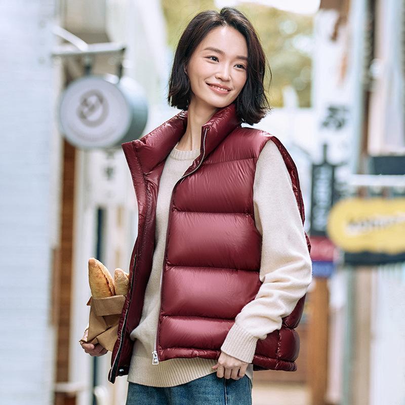 Autumn and Winter Down New Stand-up Collar Down Vest Women Wear Fashionable Stacking Thickened Thermal Vest Tide
