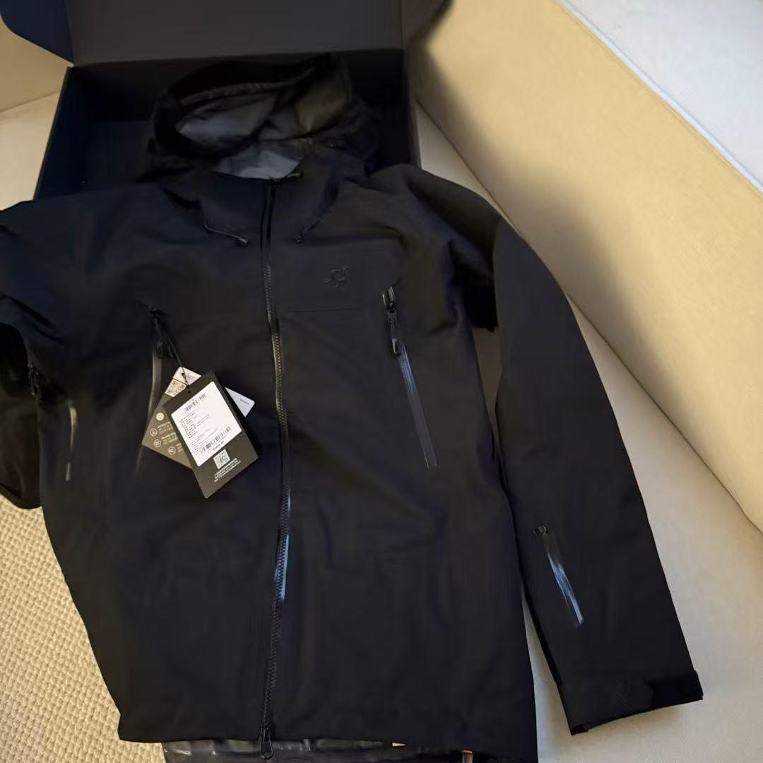 

Вышитая повседневная спортивная ветровка на молнии с капюшоном серии MONT-X L