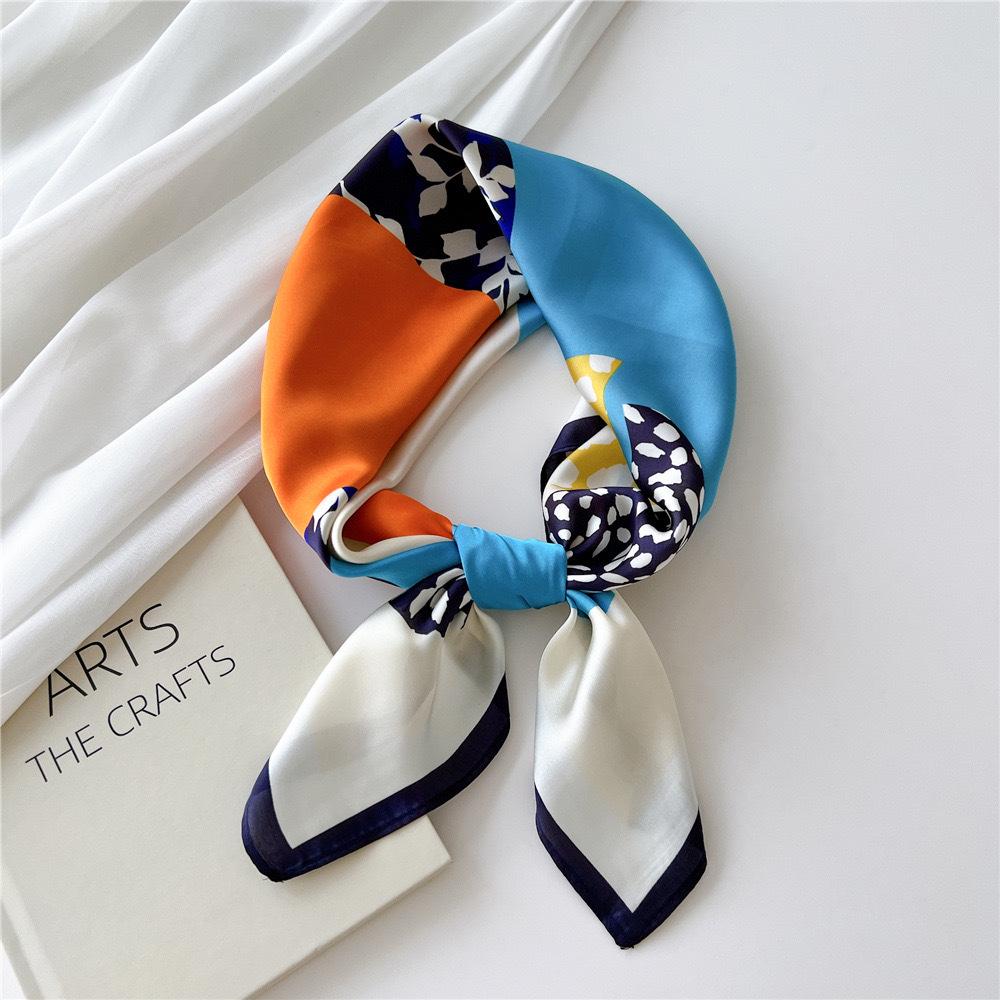 High-End Retro Korean-Style Silk Square Scarf: Versatile Fashion Accessory for Women