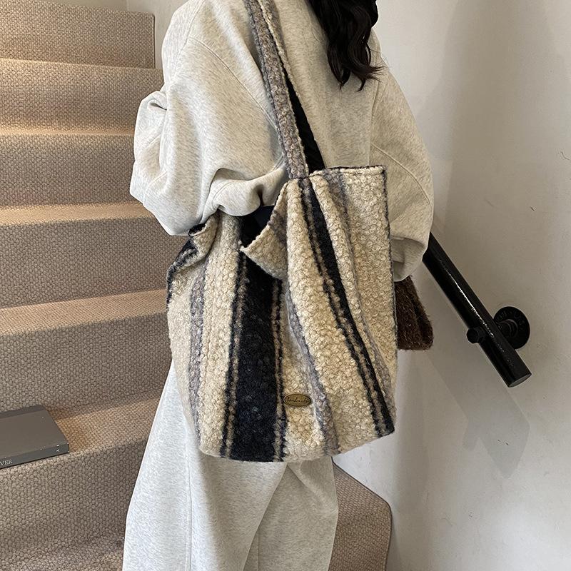 2025 New Plush Tote Bag Vertical Striped Cloth Bag British Plaid Shoulder Bag Large Capacity Double-sided Backpack