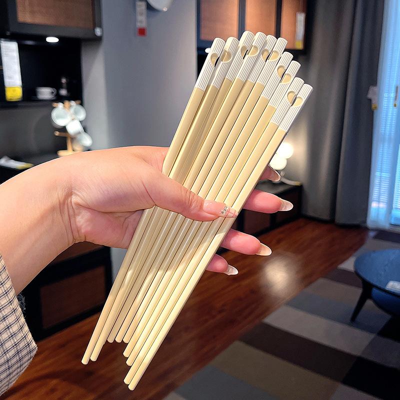 

5 пар Нескользящие Красочные Японские Китайские Палочки для Суши Многоразовый Корейский Набор Палочек для Еды Здоровый Набор Столовой Посуды из Сплава