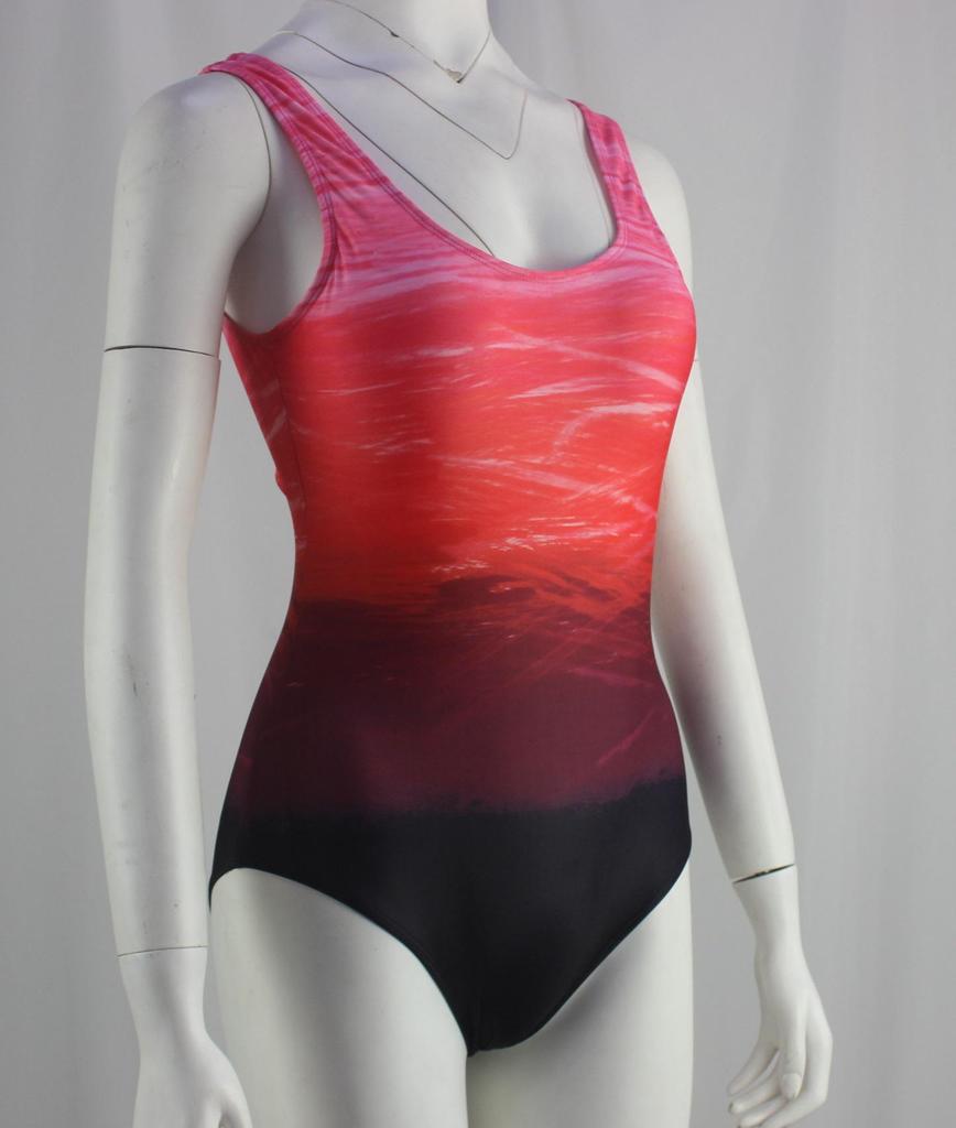 2025 Gradient Print Backless One-Piece Swimsuit for Women