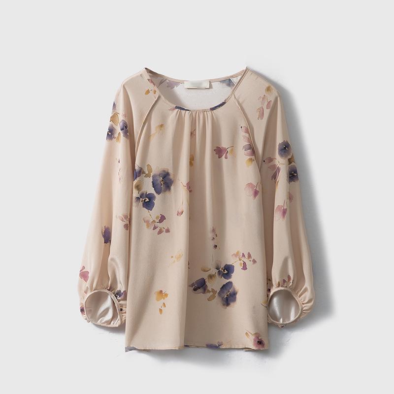 

Элегантный шелковый топ с китайской живописью тушью: 100% шелк тутового дерева, круглый вырез, рукава-фонарики семь восьмых для начала осени. L