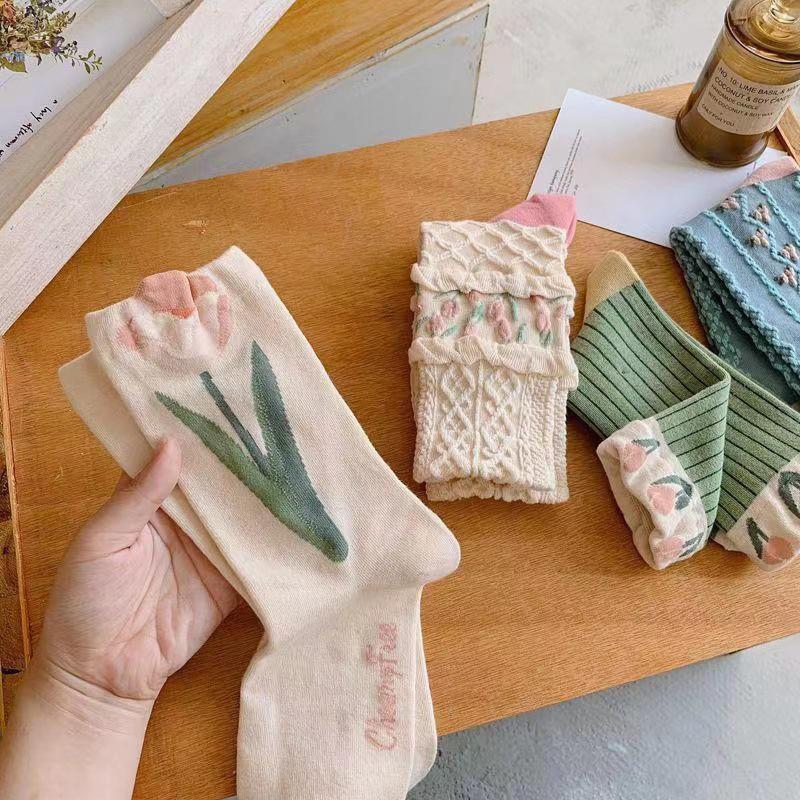 New Women Socks Korean Style Tulip Flower Casual Socks Girls Cute Sweet Breathable Kawaii Crew Socks