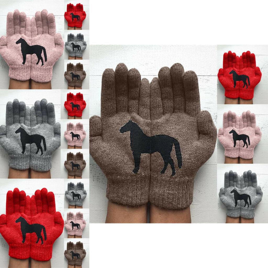 Stylish Women's Cute Horse Gloves Featuring Cozy Full Finger Design For Winter Activities