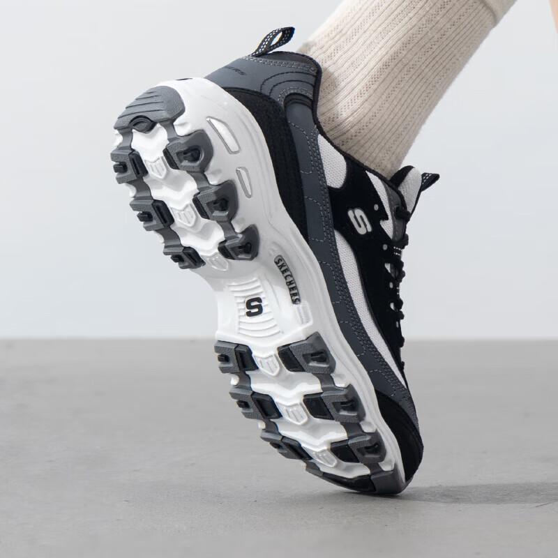 Skechers Women's Panda Low-Top Casual Shoes