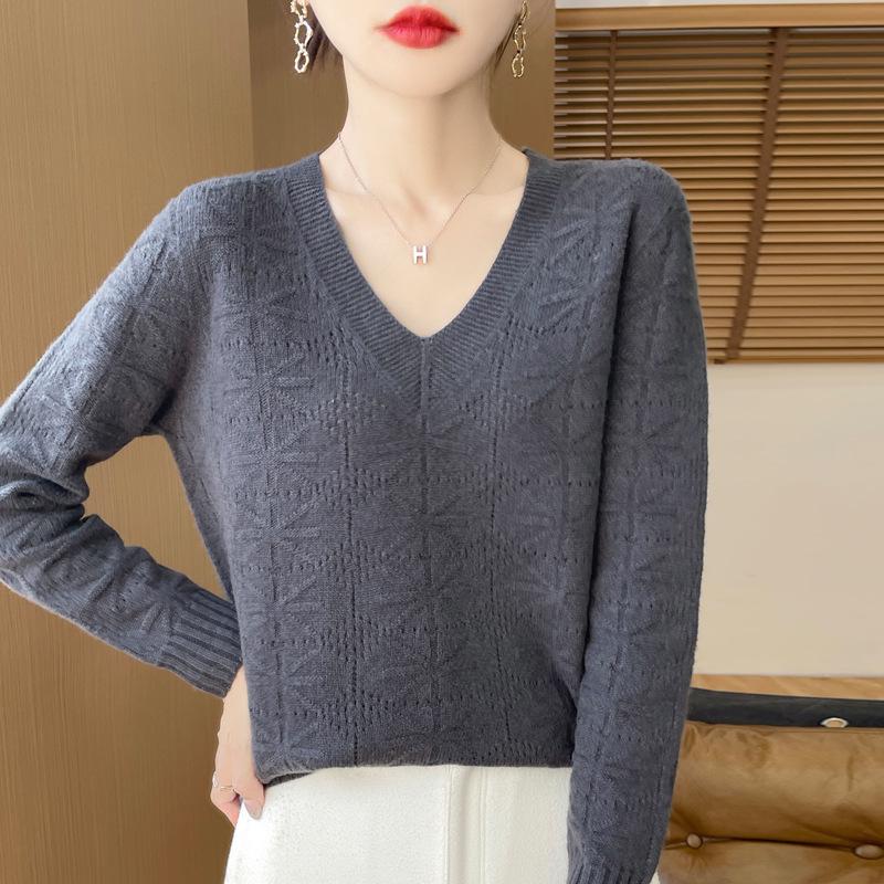 Women's V-Neck Hollow-Out Wool Sweater: Long-Sleeved, Loose-Fit Knit Base Layer