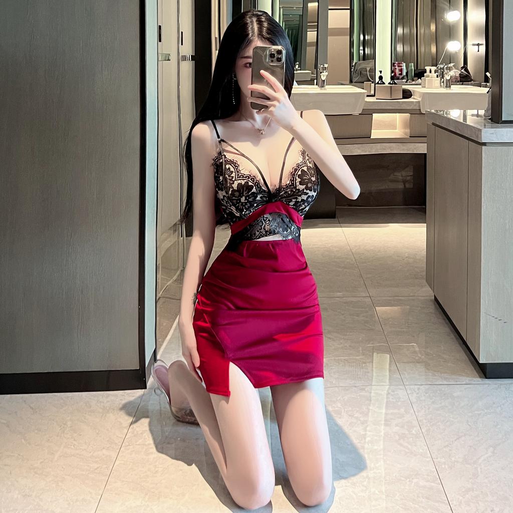 Spring and Summer New Nightclub Women's Clothing, Sexy Lace Splicing, Slim and Thin, Hollow Hip-wrapped Suspender Dress Women