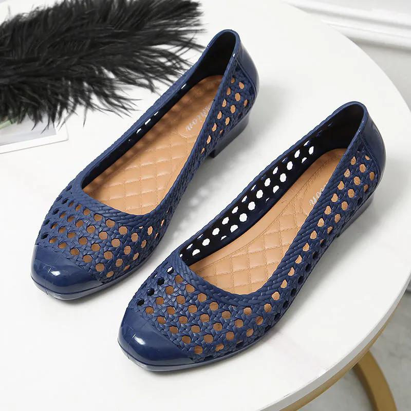 WTEMPO Women Hollow-out Soft Thick Heel Work Shoes Versatile Non-slip Large Size Solid Color Casual Single Shoes