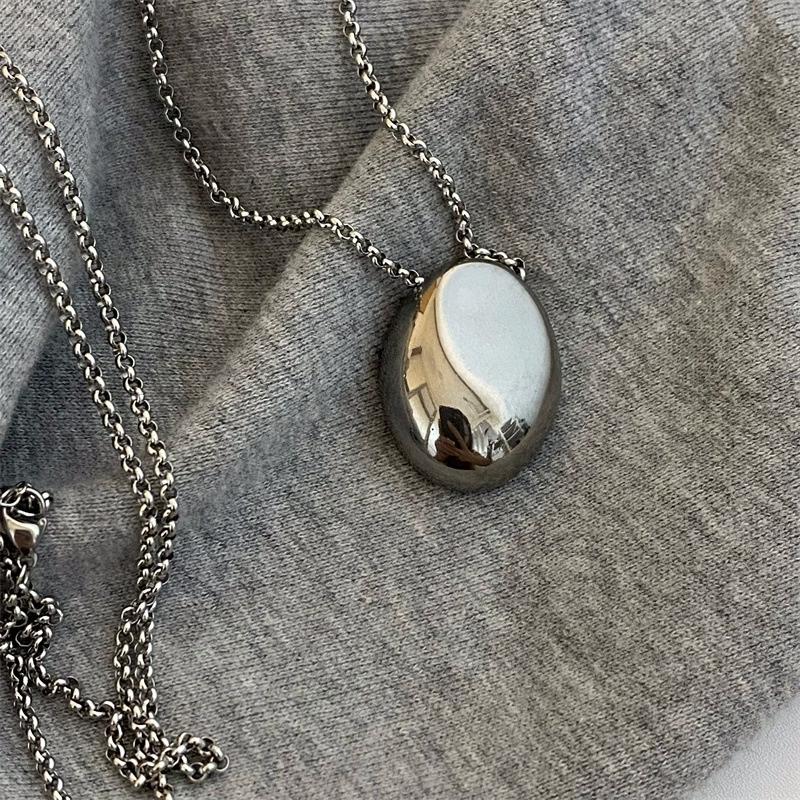 Collana Pendente Acciaio Inossidabile Forma Uovo per Donne Uomini Metallo Grande Ovale Goccia d'Acqua Catena Maglione Collana Lunga Gioielli Eleganti