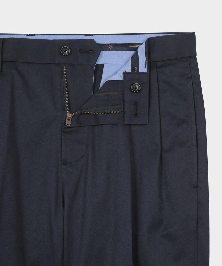 BROOKS BROTHERS Traditional Fit Lightweight Advantage Chino (Navy) (Bbpcmmz503)