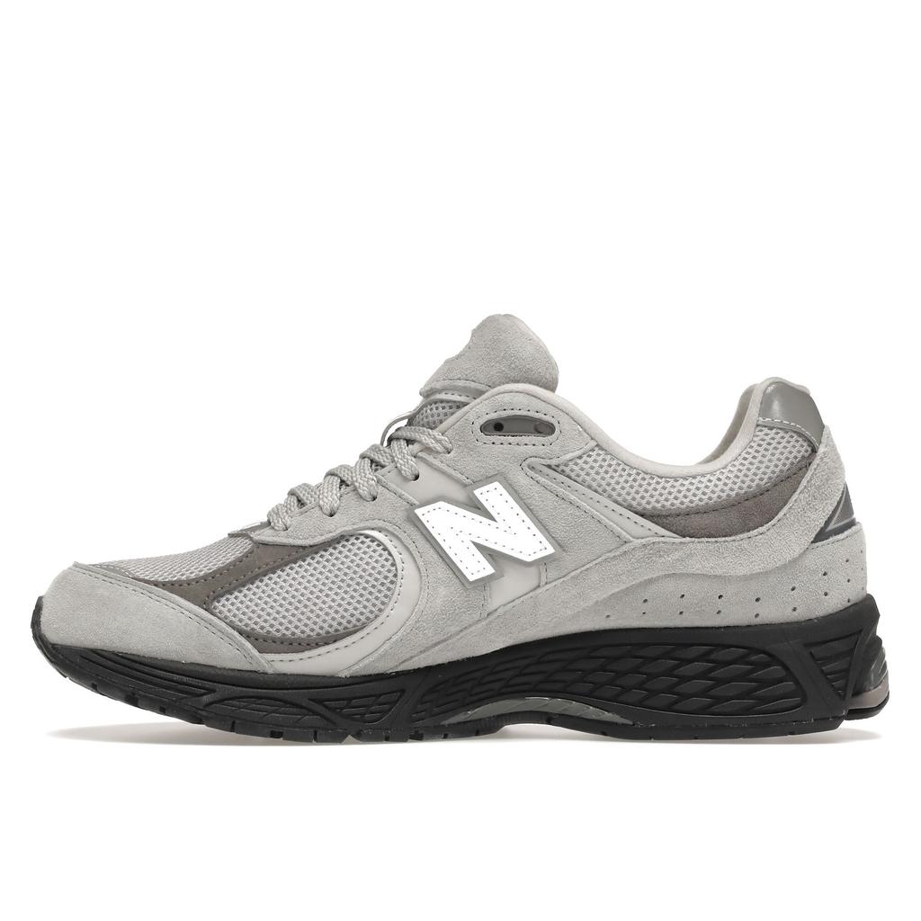 

New Balance 2002R Grey Black Exclusive Unisex Sneakers M2002RC1 EU 38
