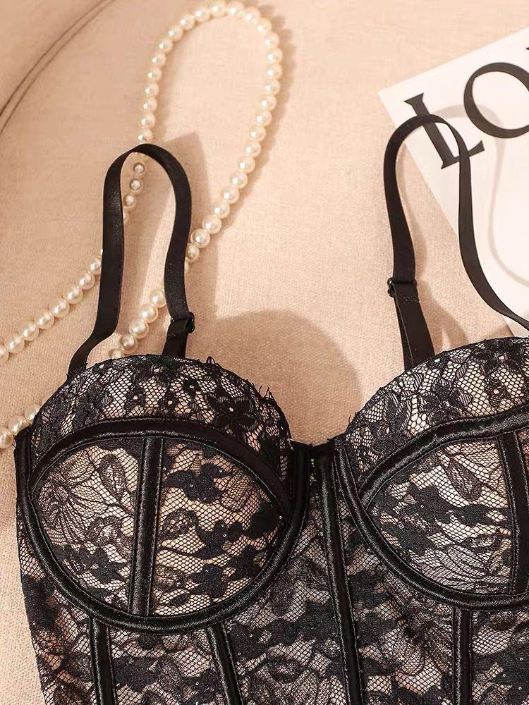 Spicy Girl Lace Camisole: Black Boning Autumn/Winter Inner Wear with Chest Pads, Beautiful Back Design