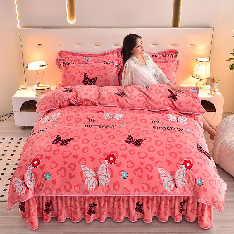 New Milk Velvet Bedding Set of Four Winter Thick and Warm Double-sided Velvet Bed Skirt Duvet Cover Pillowcase