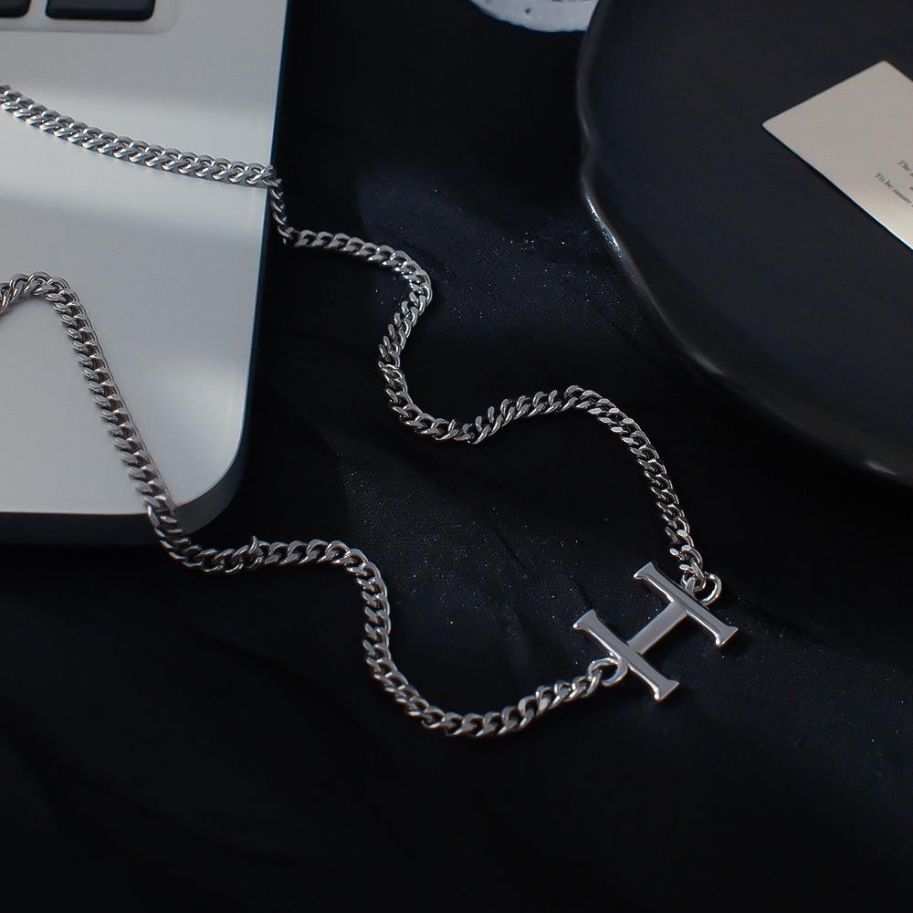 Elegant H Letter Necklace: Trendy Women’s Hip Hop-Inspired Cuban Chain Jewelry