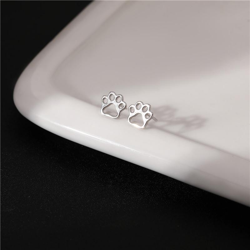 

S925 Sterling Silver Animal Dog Cat Paw Earrings Hot Selling Fashion Simple Personality Earrings Women серебряный