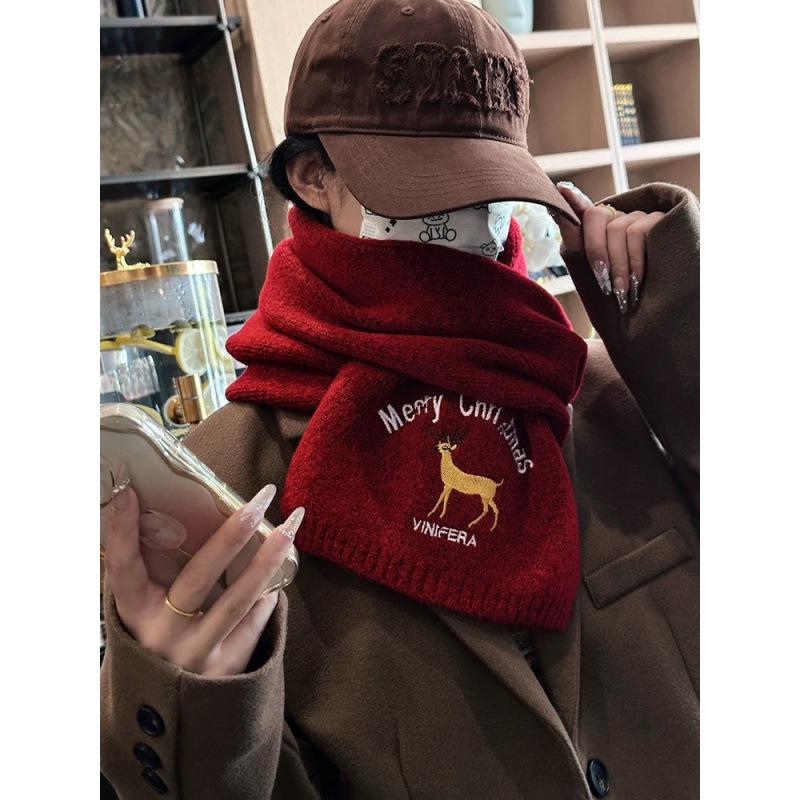 Écharpe Tricotée Mélange Laine Rouge Renne pour Femme - Style Chaleureux de Noël