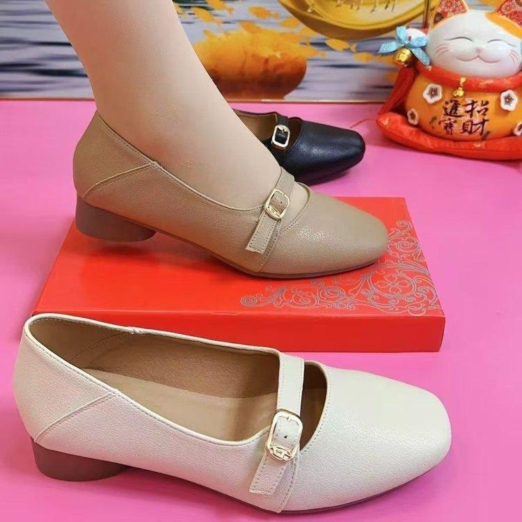 Single shoes new soft leather soft sole low top pointed comfortable and lightweight explosive flat bottom shallow mouth leather shoes 2025 wo