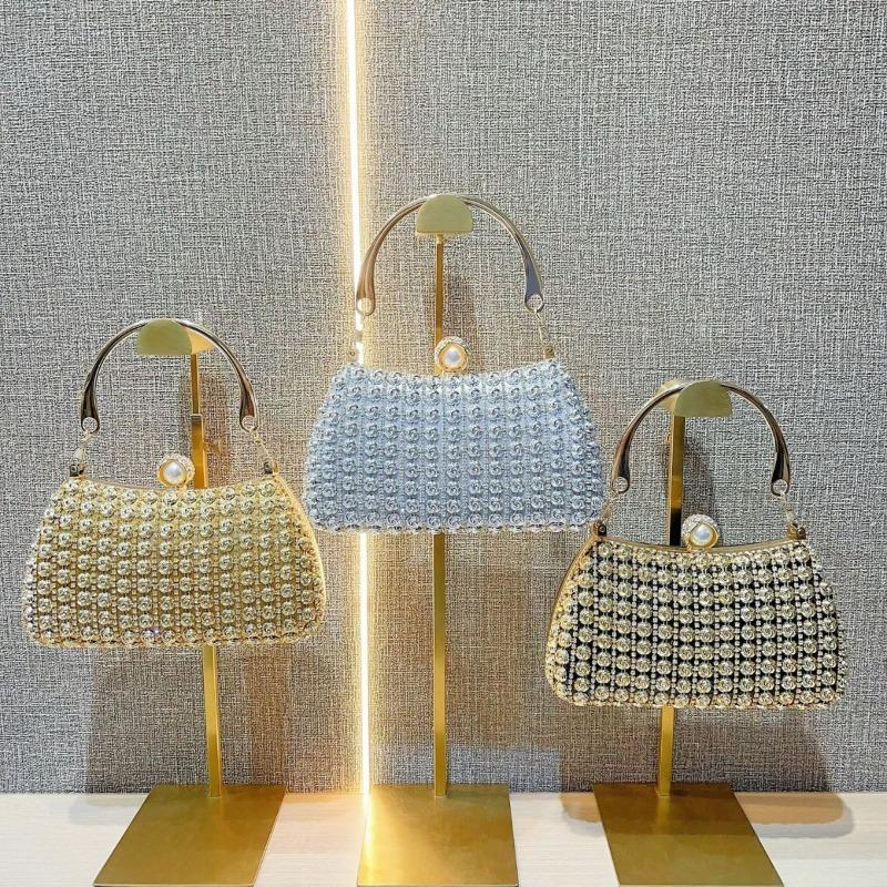 This Handbag Is A High-end Single-shoulder Crossbody Dinner Bag for Socialites