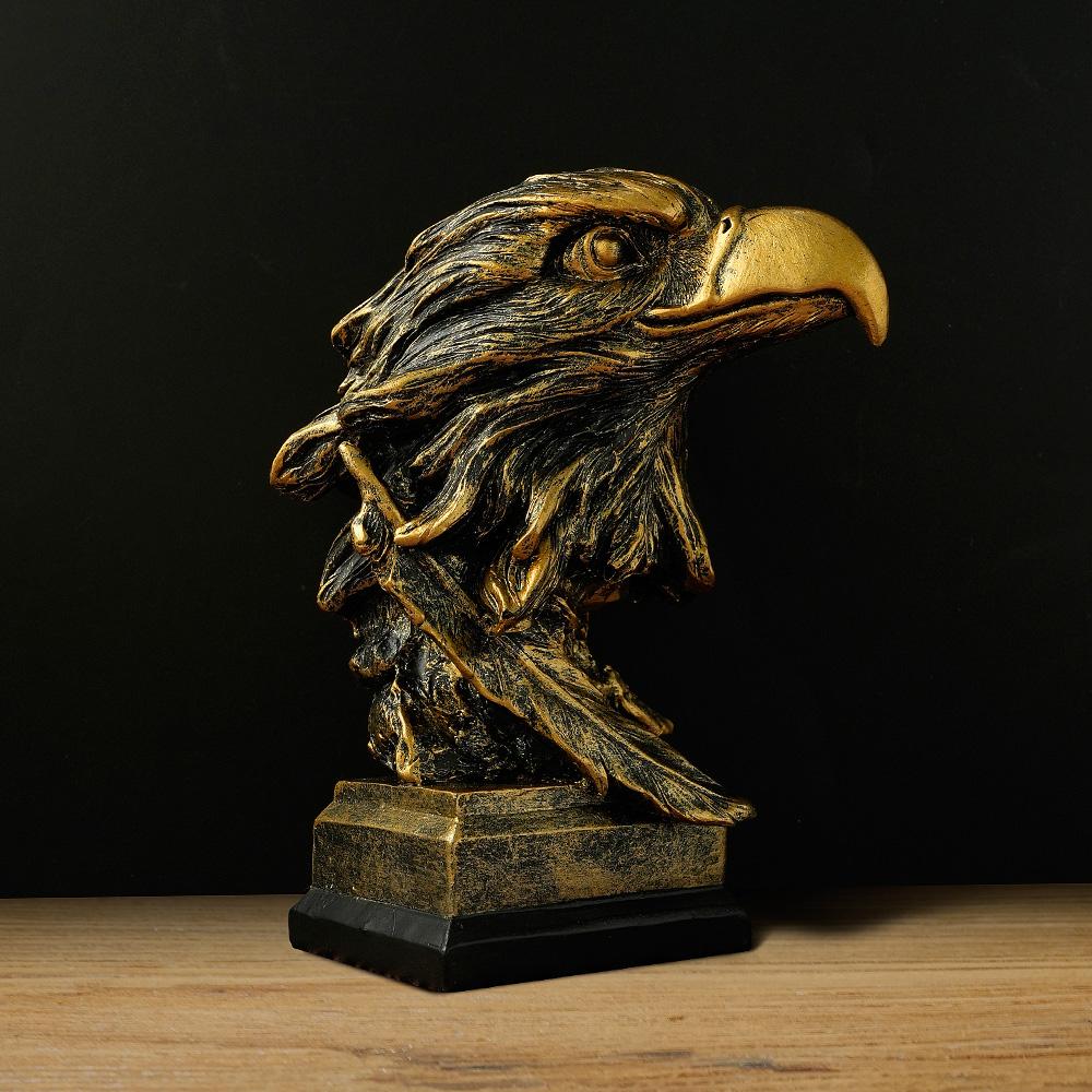 1 PCS Eagle Head Ornament Animal Decoration Ornament Resin Crafts Home Decoration Resin Ornament