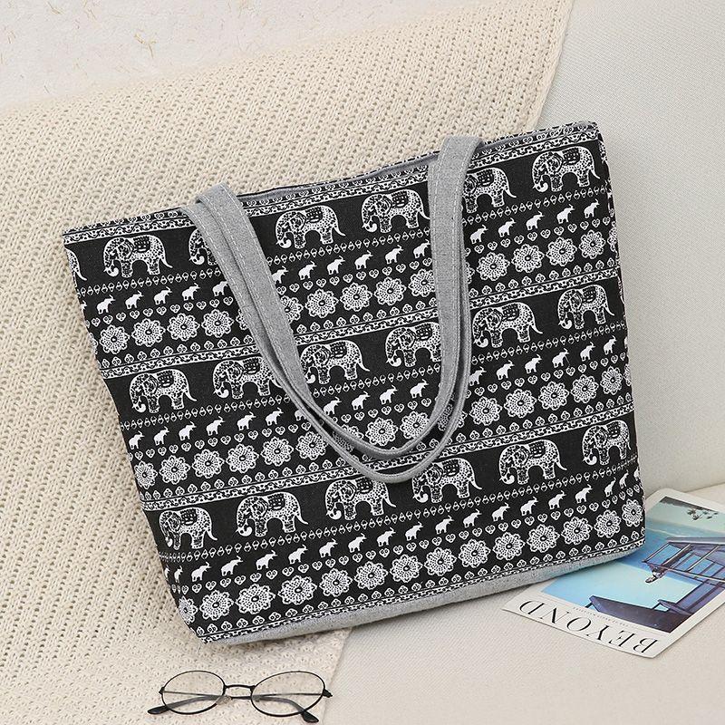 New Canvas Bag Large Capacity Shoulder Women's Bag Printed Handbag Tote Bag Literary Canvas Bag