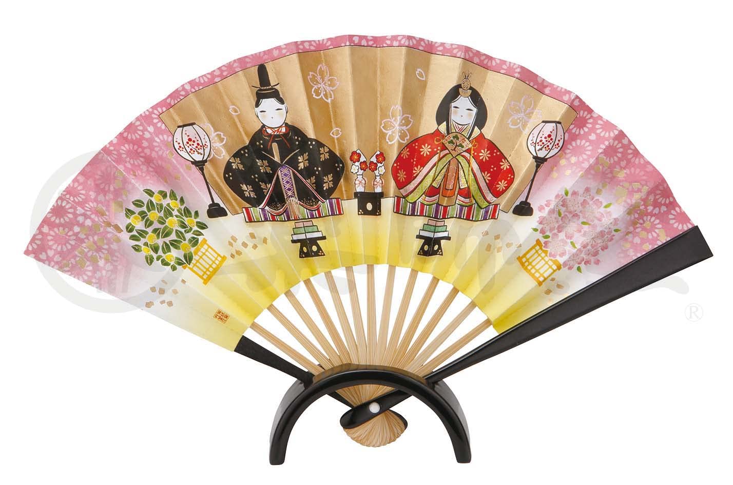 

Сидящая кукла в шлеме успеха, декоративный веер, керамический дисплей, длина 15 см x 15, Хинамацури, двусторонний (с подставкой) [Фан-пространства] (Праздник кукол) золотой