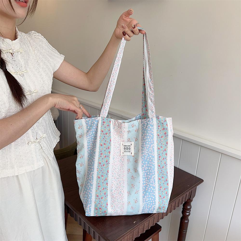 Casual Sweet Floral Portable Women's Shoulder Bag Fashi Large Capacity Cute Ladies Messenger Bags Retro Travel Female Handbags
