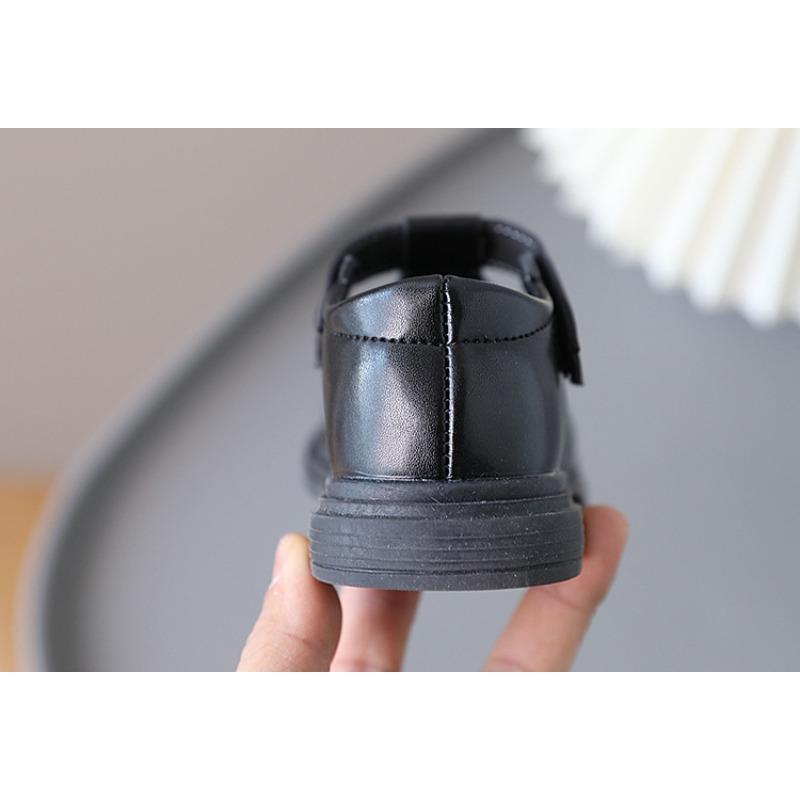 Children's Roman Sandals, Unisex Beach Shoes, Hollow-Out Leather Shoes, Soft-Soled Walking Shoes.