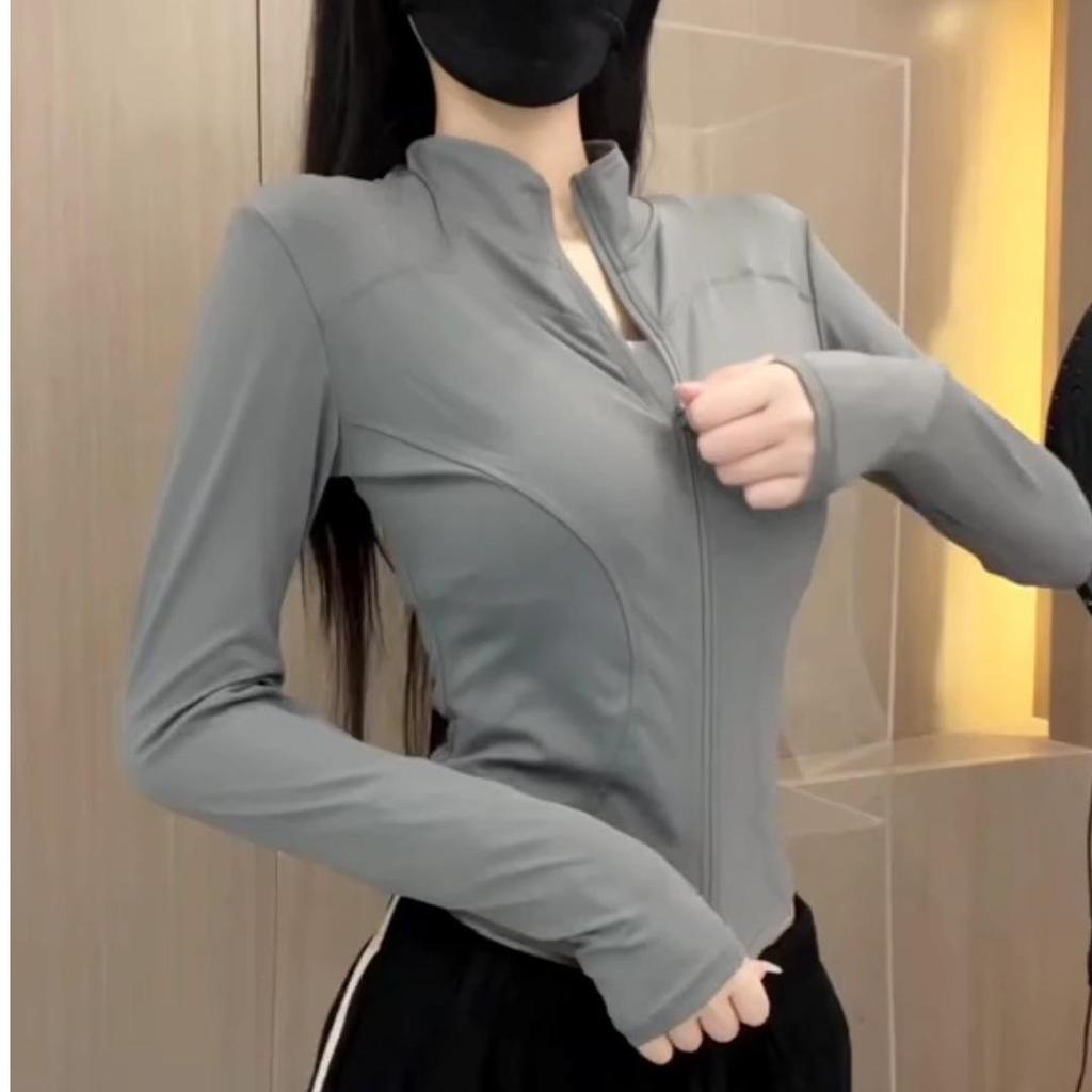 2025 Women's Stylish Slim Fit Ice Silk Stand Collar Sun Protection Jacket for Summer Sports