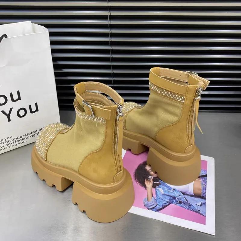 Модные универсальные женские ботинки на толстой подошве в британском стиле на весну — фото 5