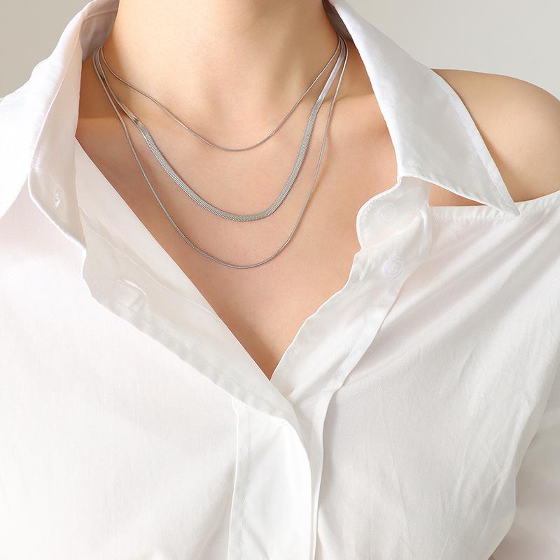European & American Style Three-Layer Luxury Clavicle Necklace - Women s Versatile Fashion P688