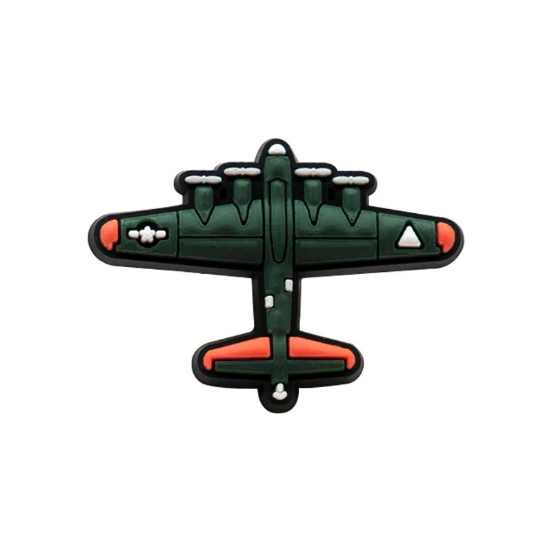 1-25 Stück Waffen Pistolen Dollar PVC Schuh Deko Zubehör Panzer Flugzeug Anhänger DIY Garten Schuh Schnalle Zubehör Party Ornament