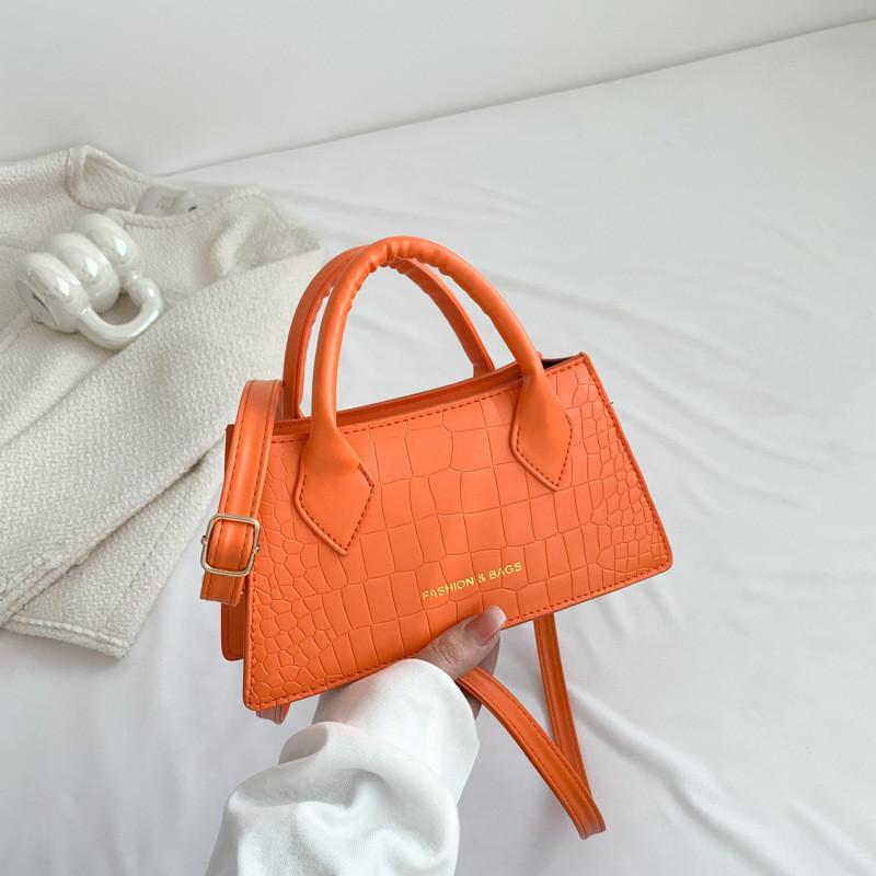 Stylish Women's Handbag Trendy Summer 2023 Casual Commuter Shoulder Bag Pu Leather