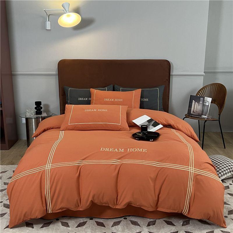 Cztery Pory Roku Uniwersalna Pościel Lekki Luksus Premium Prześcieradło Czteroczęściowy Zestaw Haft Prosty Zestaw Kołdry Trzyczęściowy Zestaw Pościeli