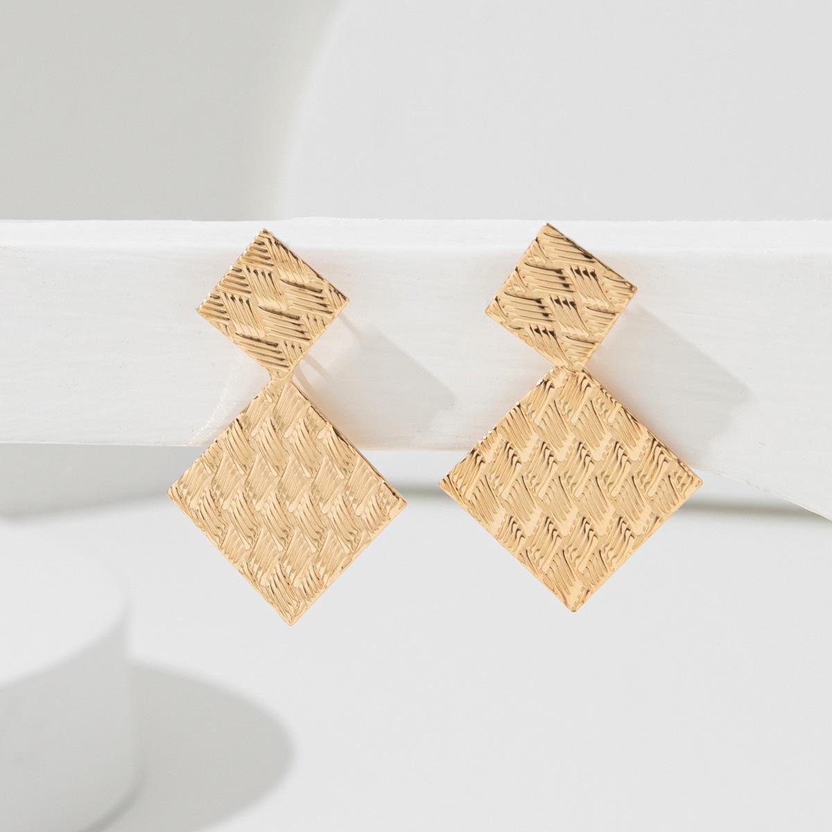 Simple Geometric Square Tassel Earrings - Fashionable Temperament Studs