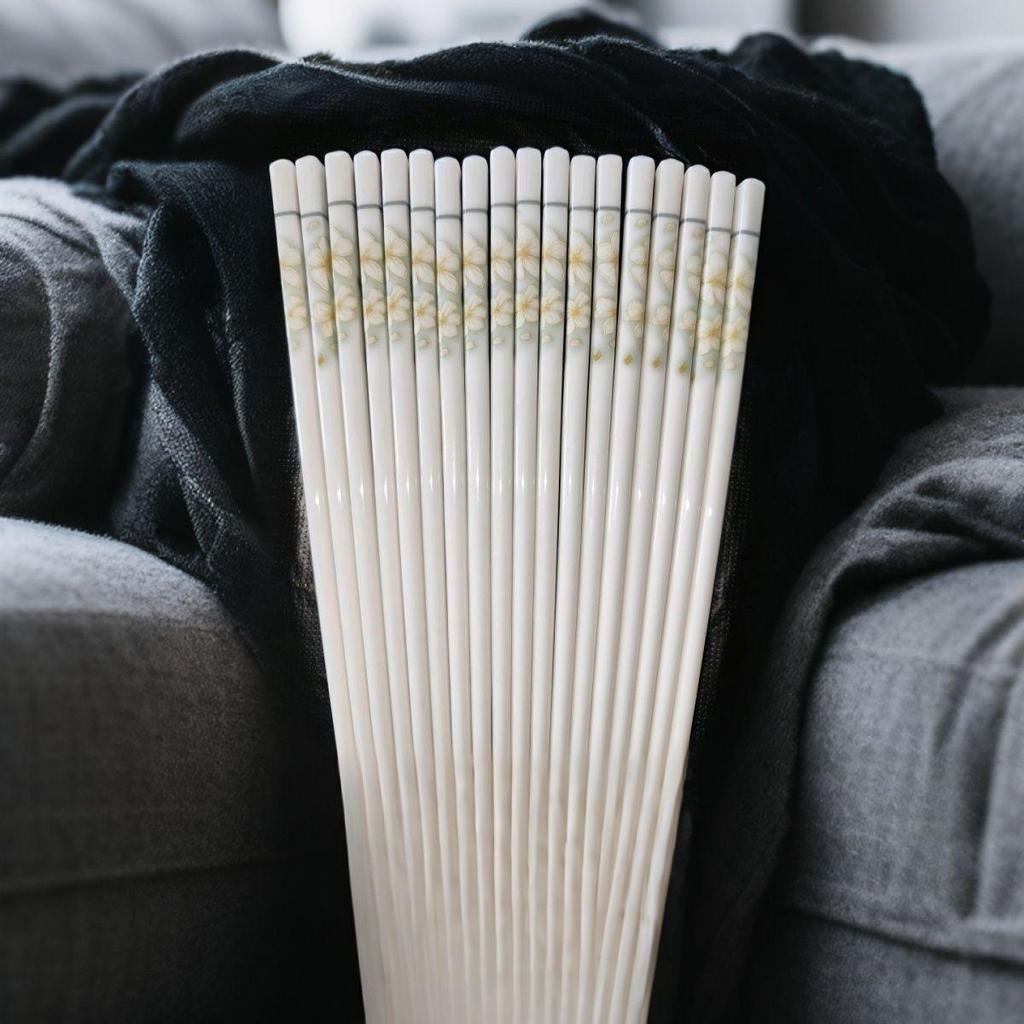 Non-slip Ceramic Chopsticks - Anti-mold, Antibacterial, High Temperature Resistant, Easy to Clean, High-grade Bone China Tableware for Home Use.