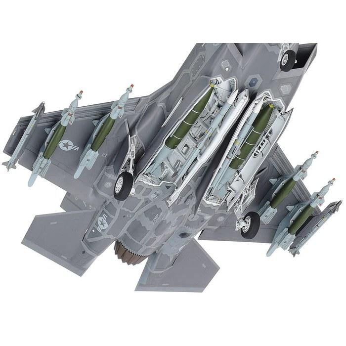 Tamiya 1/48 Masterpiece Series No.124 Lockheed Martin F-35A Lightning II Plastic Model 61124 - 326x222mm