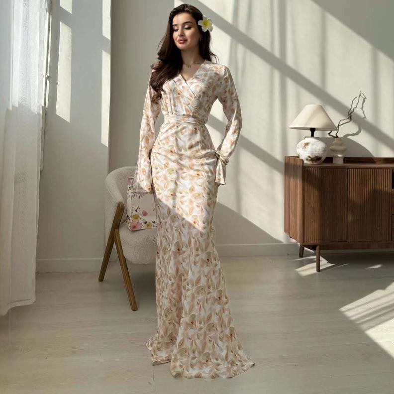 2025 Summer Women's Slimming Long-Sleeve Bodycon Dress - European & American Fashion