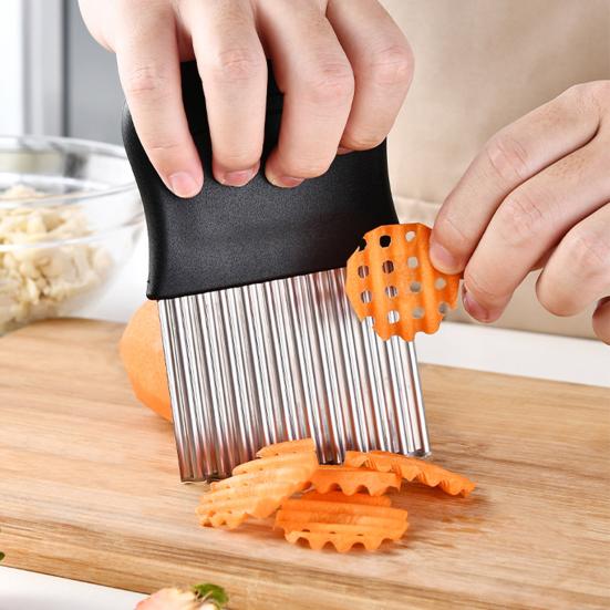 2Pcs Stainless Steel Crinkle Cutter for Potatoes Wave Blade Knife for Curly Fries Vegetable Chips Ergonomic Essential Kitchen Tool for French Fries