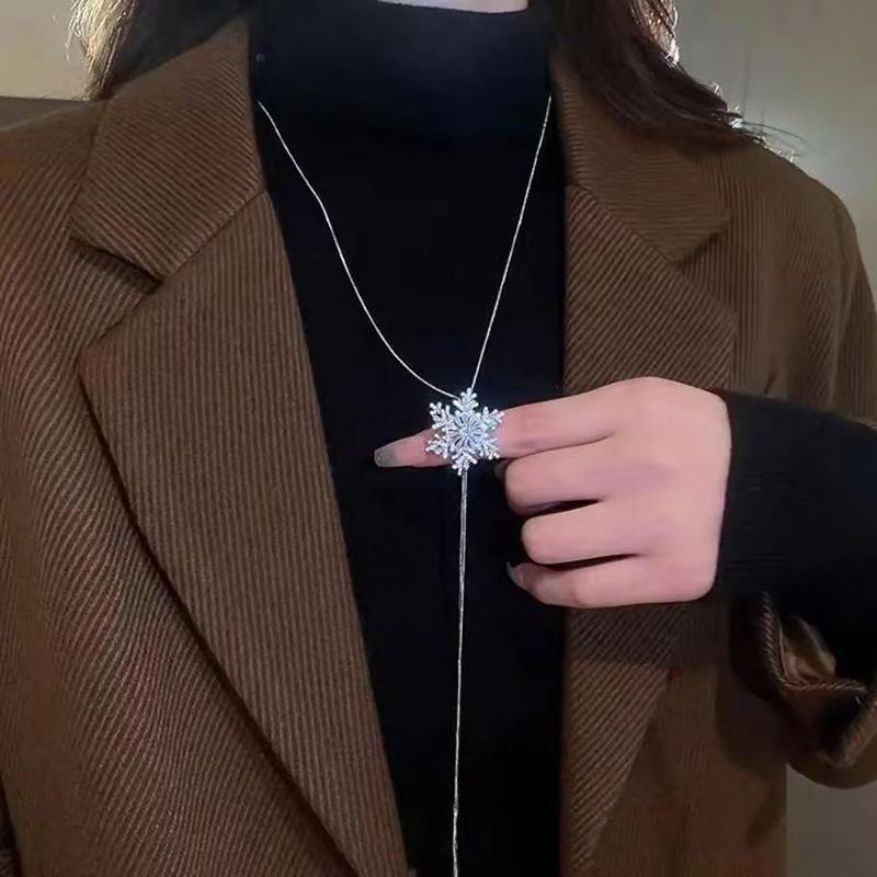 Snowflake Necklace Rotating Rhinestone Tassel Necklace Snow Flower Adjustable Long Sweater Chain For Women Jewelry