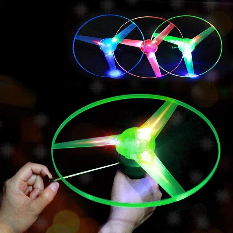 1pc Pull Wire Glow Ufo Funny Spinning Flyer Luminous Led Light Handle Top Toys For Kids Gifts Outdoor Sport Parent-child Game