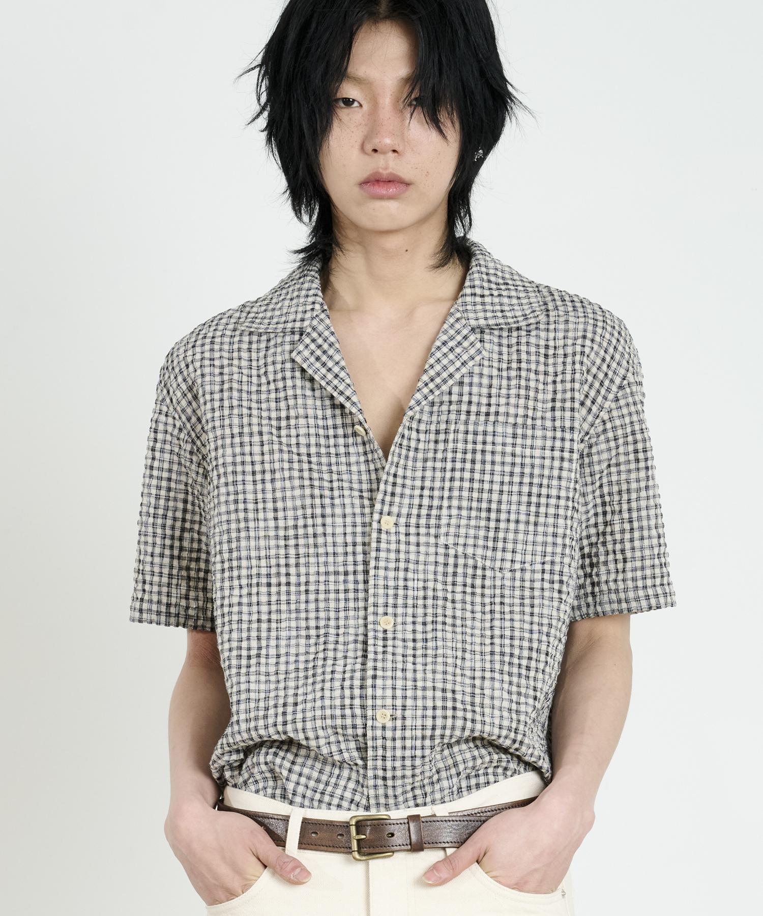 The Dusty White Black Textured Half-Sleeve Shirt M