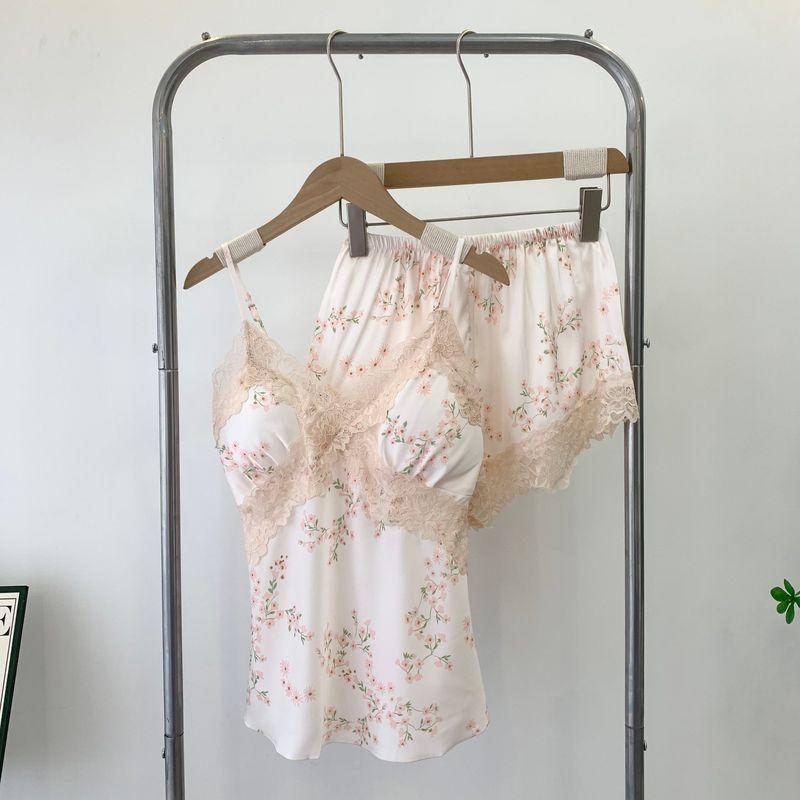 

Silk Pajamas with Chest Pad Sexy Cute Lace Suspender Shorts Suit Summer Small Floral Two-piece Set Homewear Light complexion M