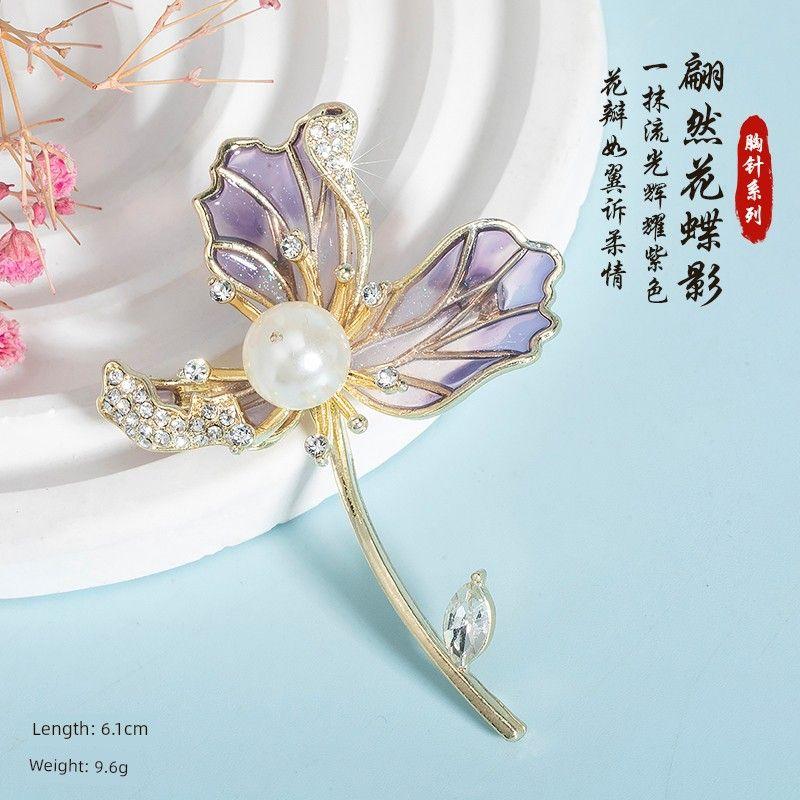 

K-style Fashion Women s Scarf Buckle Crystal Pearl Brooch Walking with flowers