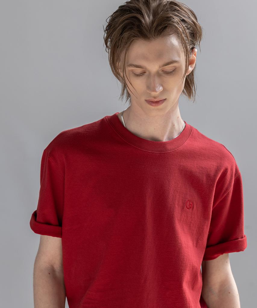 Dekkoloso Unisex Essential Regular Fit Logo Embroidered Short Sleeve T-Shirt [Deep Red]