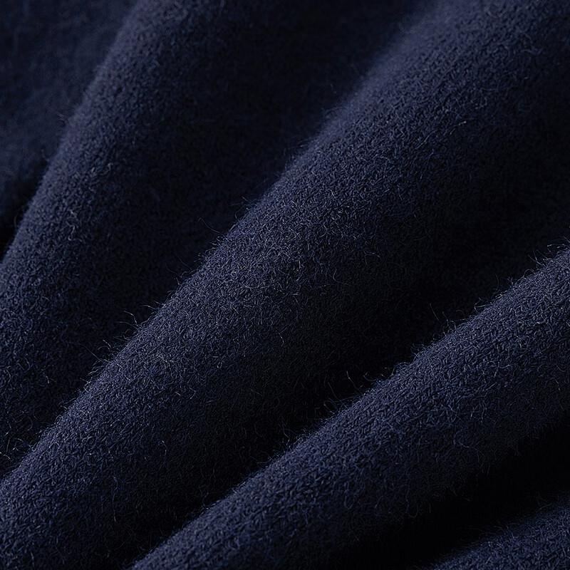 Dámský elegantní pletený kardigan s výstřihem do V