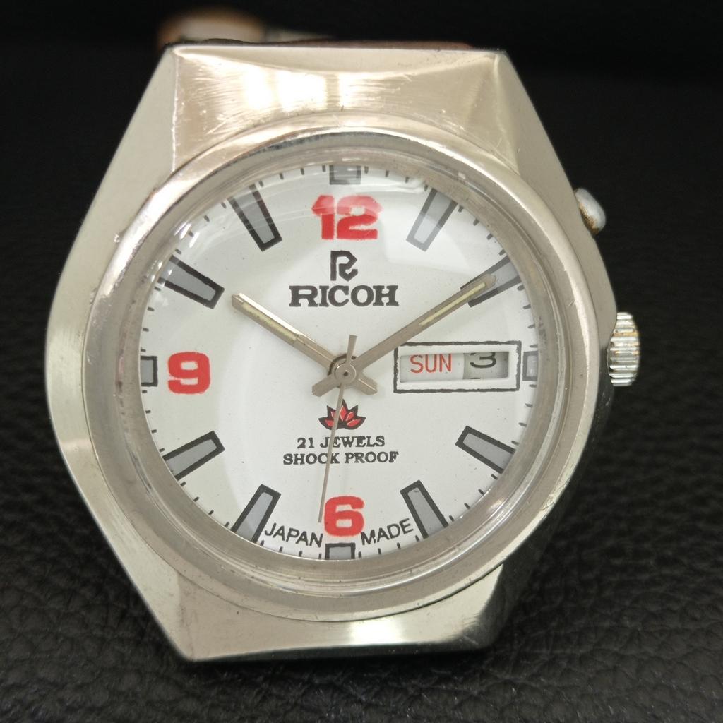 JAPAN VINTAGE RICOH R31 AUTOMATIC MENS WHITE COLOR DIAL WATCH a707654-1