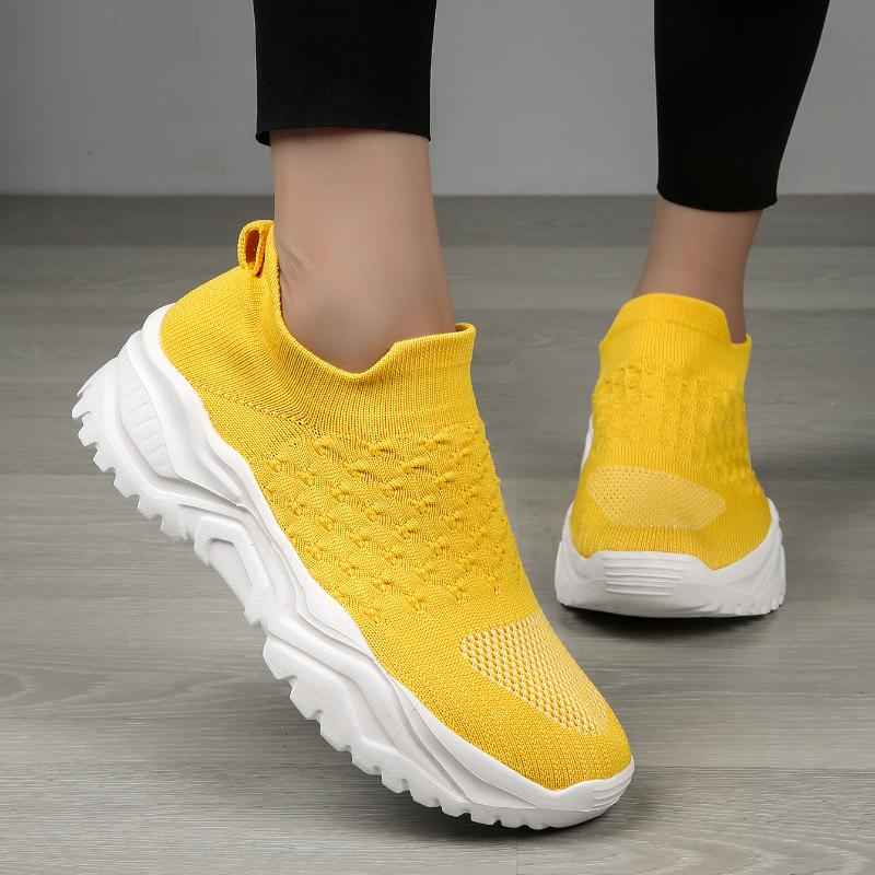 European and American Women's Sports Shoes 2024 New Mesh Socks Shoes Versatile One Foot Lazy Vulcanized Shoes Zapatos De Mujer