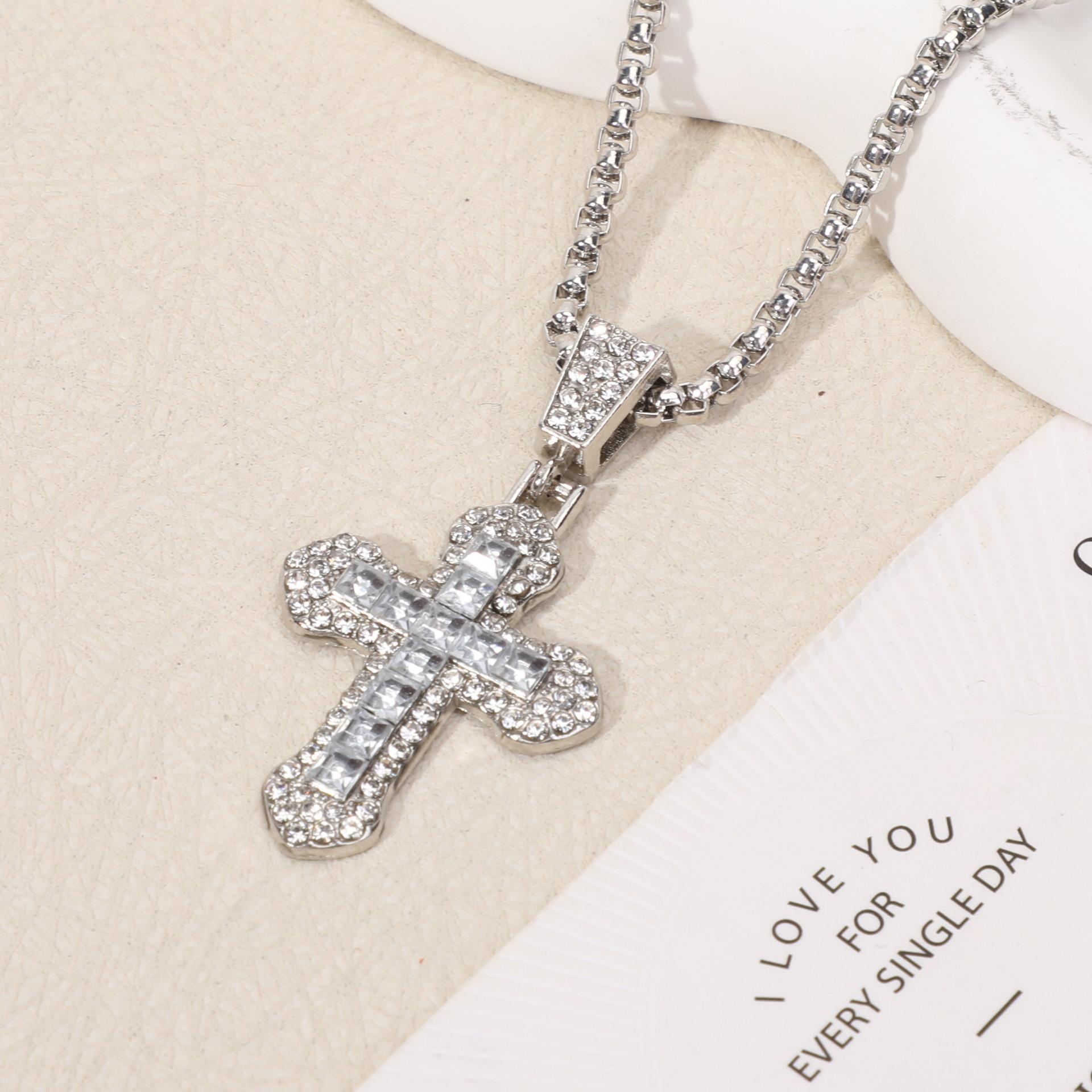 

1Pc Hip Hop Cross Necklace – Cubic Zirconia Pendant, Titanium Steel Chain, Bling Bling Statement Jewelry for Men Women