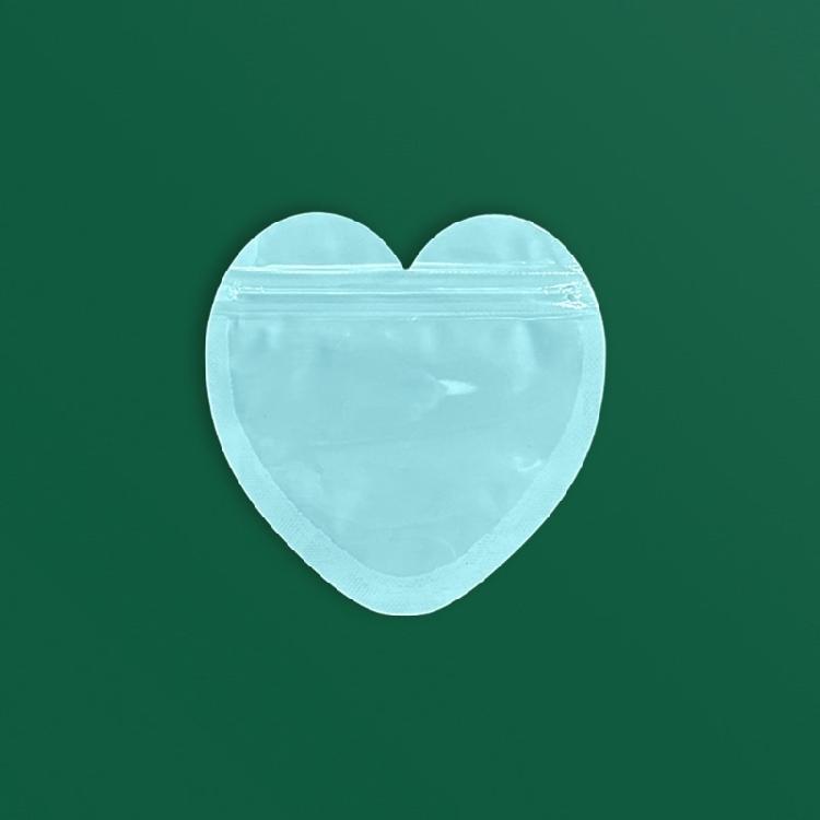 300Pcs Vibranting Color Heart Jewelry Bags Stylish Self Sealing Pouches for Business and Celebration Gifts Wrapping